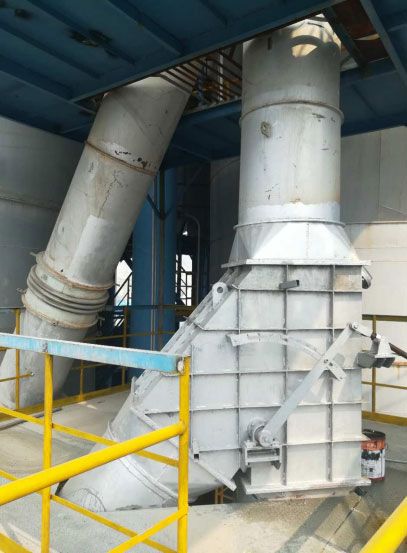 C4A、C4B下料管的改造